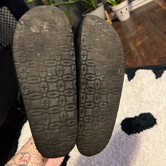 Clogs - Picture 3 of 3